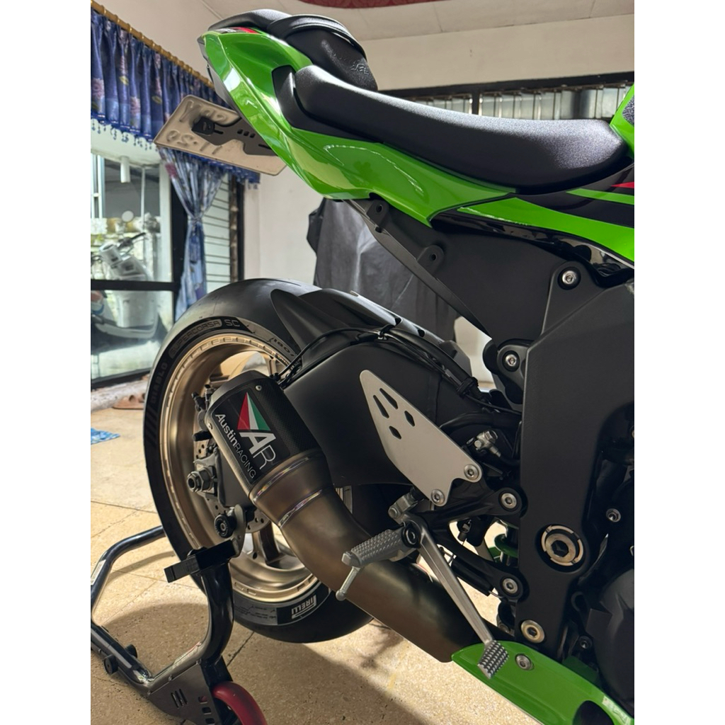 Austin Racing GP1R ZX6R