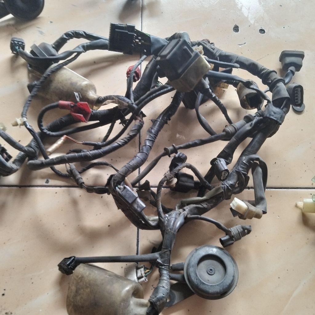 kabel bodi cbr k45g tahun 2016 sampe 2018 kode 32100-k45-N400