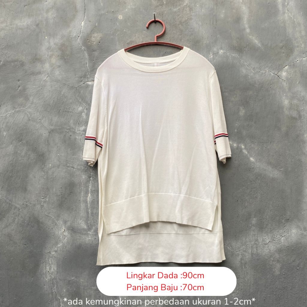 Thom Browne Women White Short Slevee Top With  Striped Accents Preloved A42