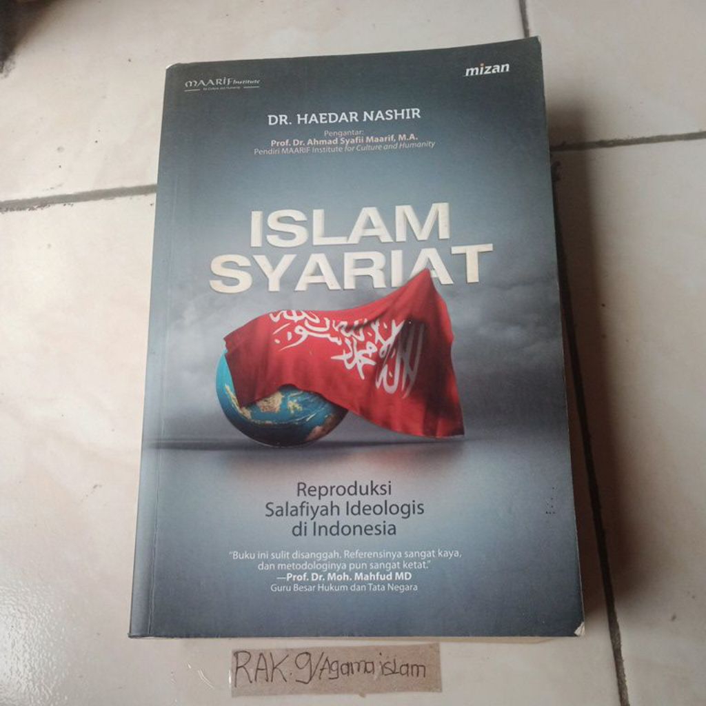 Buku Islam syariat - Dr.Haedar nashir