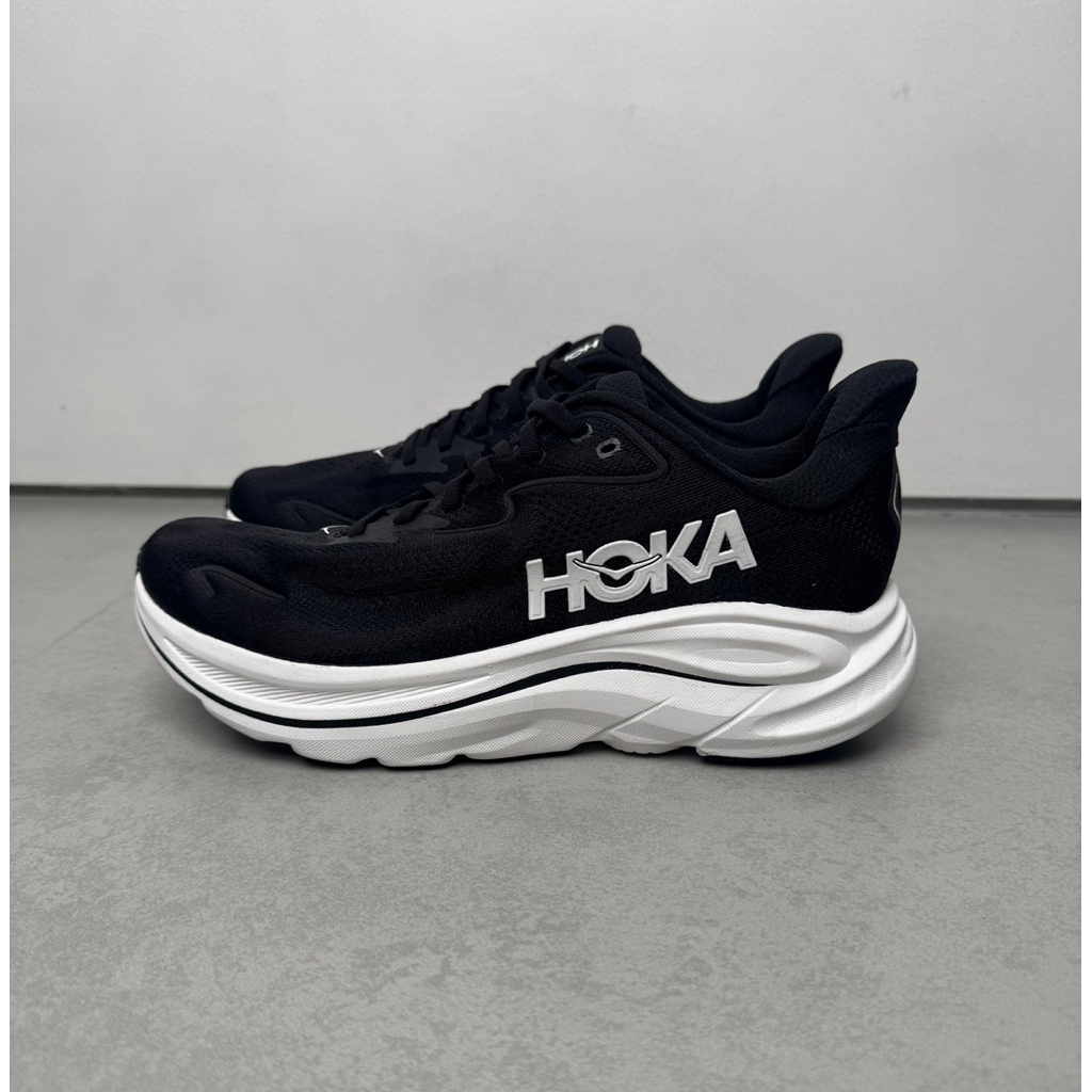Hoka clifton 10 black white sneakers