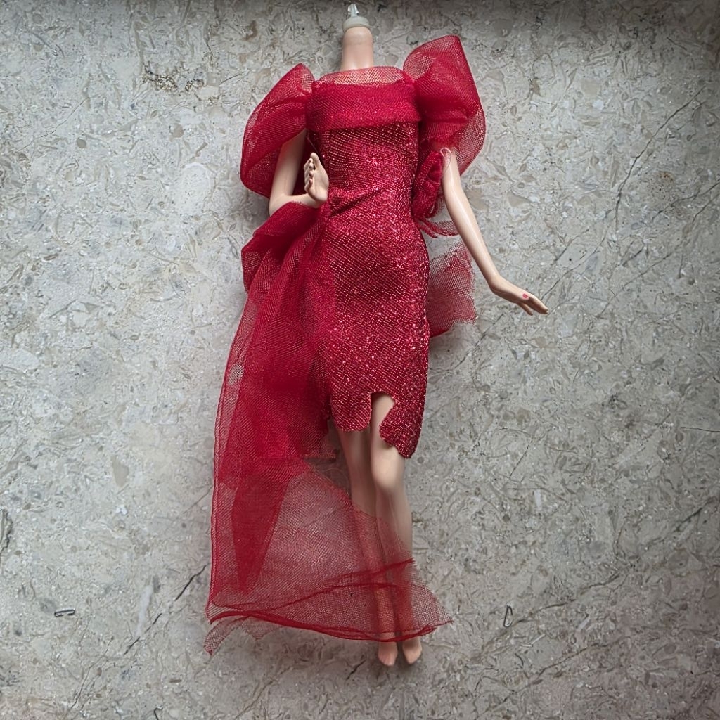 Baju Gaun / gown Barbie Mattel red collector reject