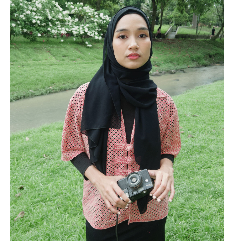 Strawberry Aeris - Outer Lace - Atasan wanita - Outer - Outer Brokat