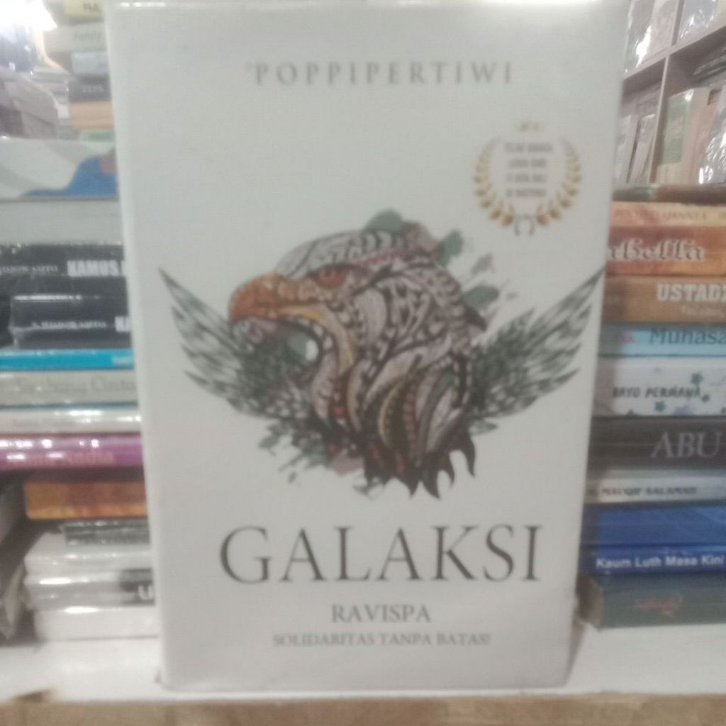novel poppipertiwi galaksi