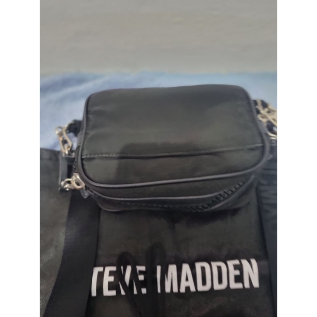 steve madden bag .