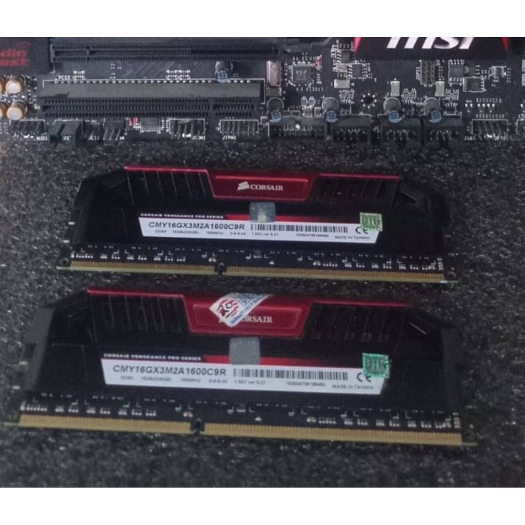 Corsair Vengeance Pro 16GB DDR3 RAM Gaming Lifetime Waranty