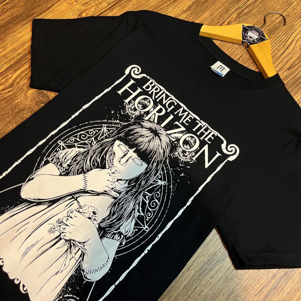 TSHIRT BAND TAG MERCHONS || TSHIRT BRING ME THE HORIZON || KAOS BMTH || KAOS BAND || KAOS MUSIK || K