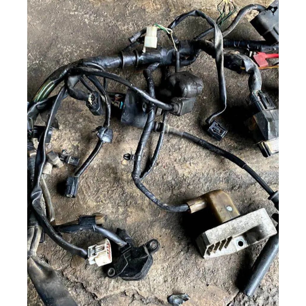 ECU CDI ful set honda verza CBR old barang asli original copotan masih bagus normal satu set..