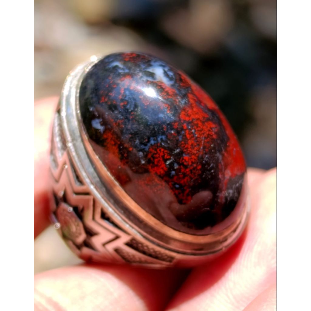 cincin batu badar besi merah hitam