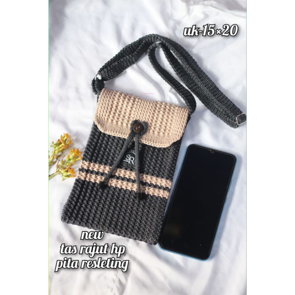 tas rajut selempang hp/tas bahu rajut model terbaru pita resleting