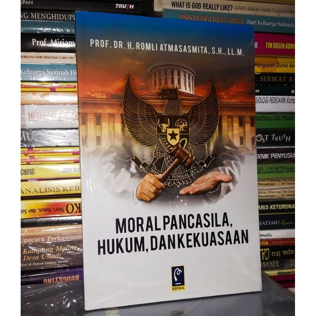 moral Pancasila hukum dan kekuasaan buku original