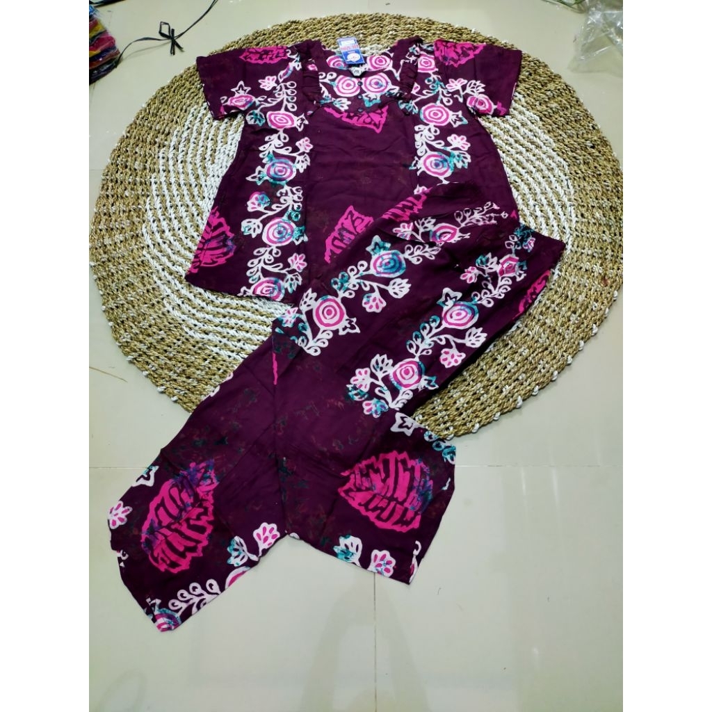 Alvin abg tangan pendek