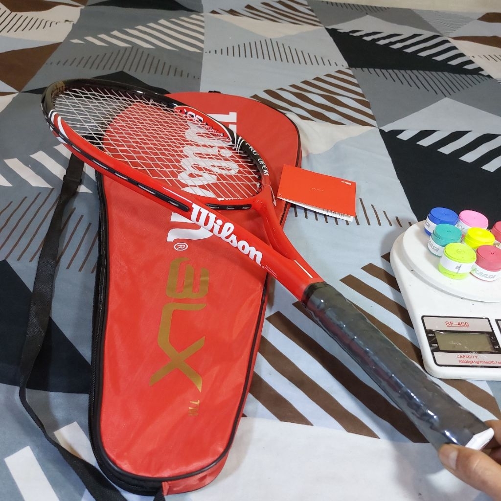 RAKET TENIS WILSON BLX-SIX ONE 302GRAM RAKET COCOK BUAT PEMULA