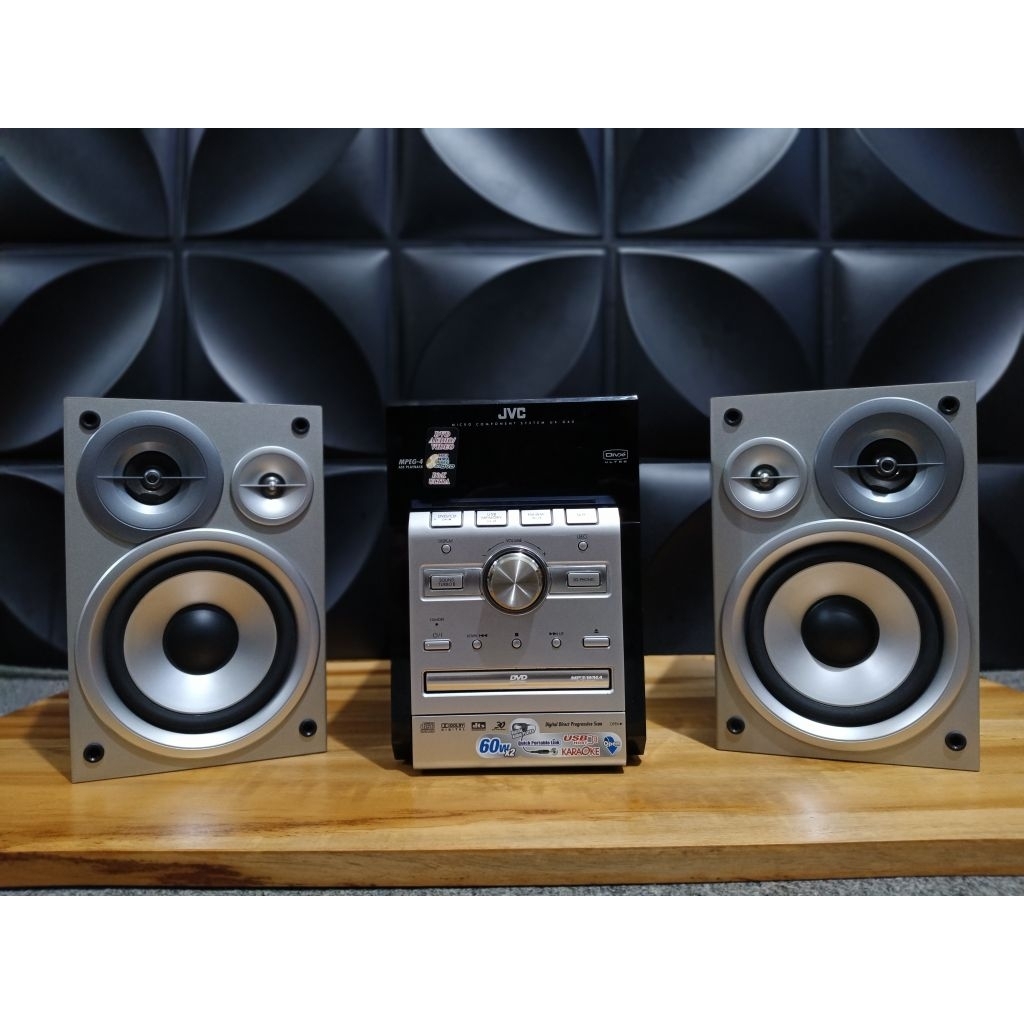 JVC UX-G68 Micro HiFi System