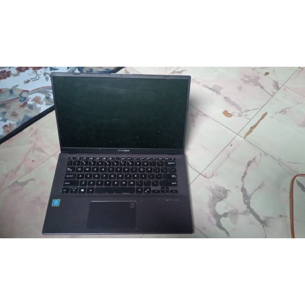 Laptop Asus Vivobook ( Second rasa baru )
