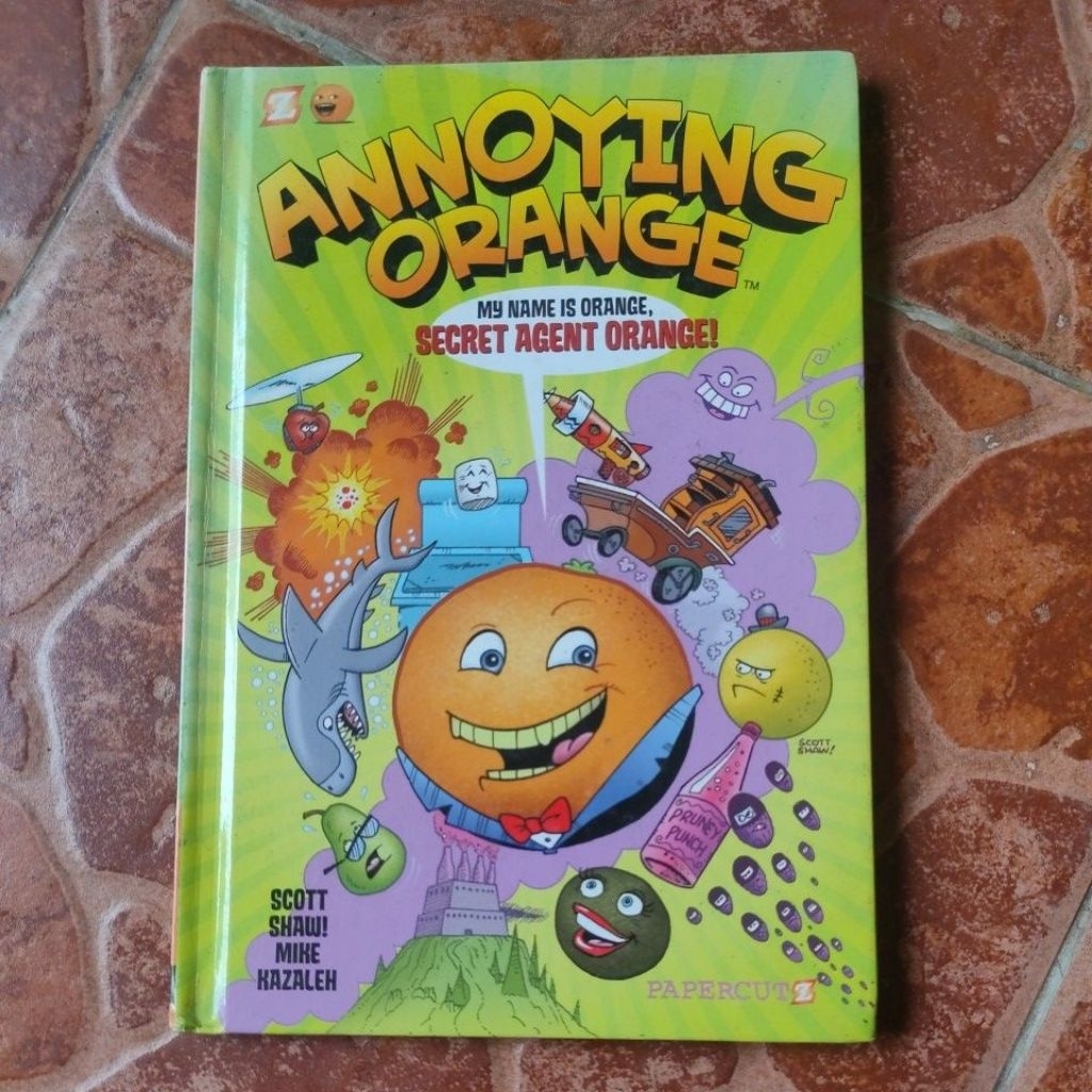 COMICBOOK " ANNOYING ORANGE " MY NAME IS ORANGE SECRET AGENT ORANGE BY  SCOTT SHAW & MIKE  KAZALEH