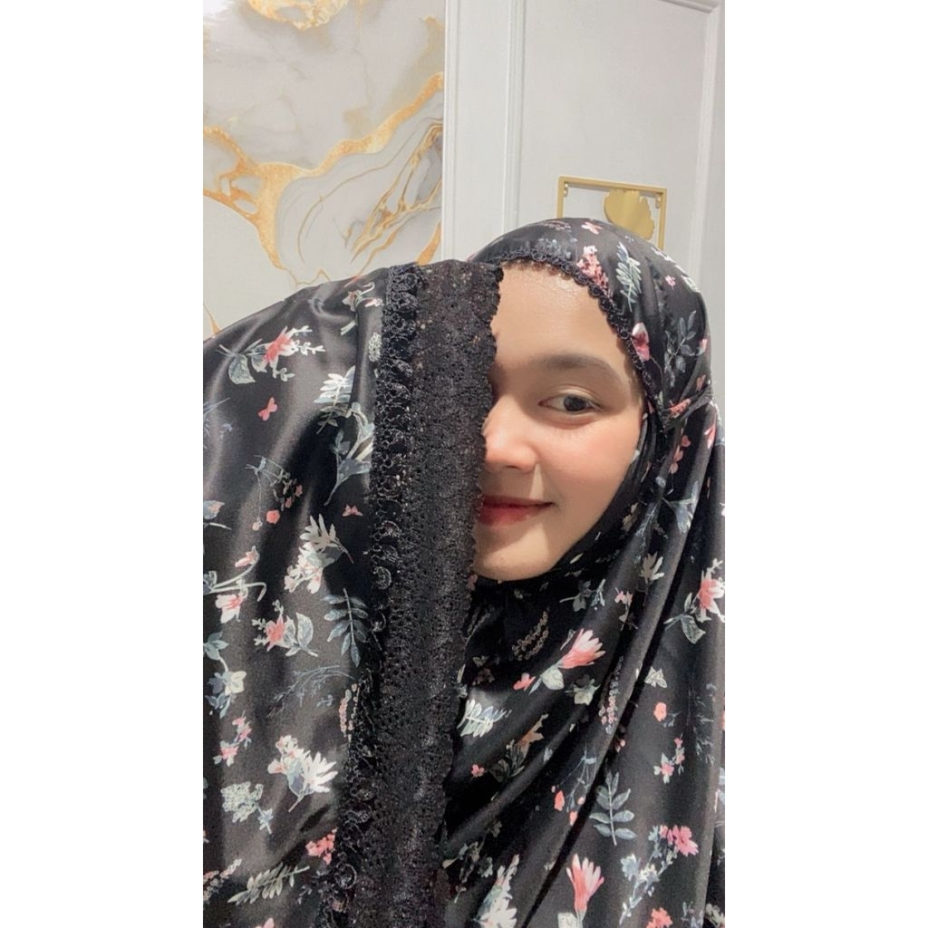 Mukena Armani silk Motif