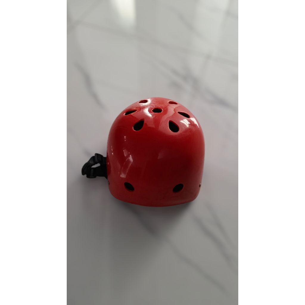 helm adventure/sepeda bekas