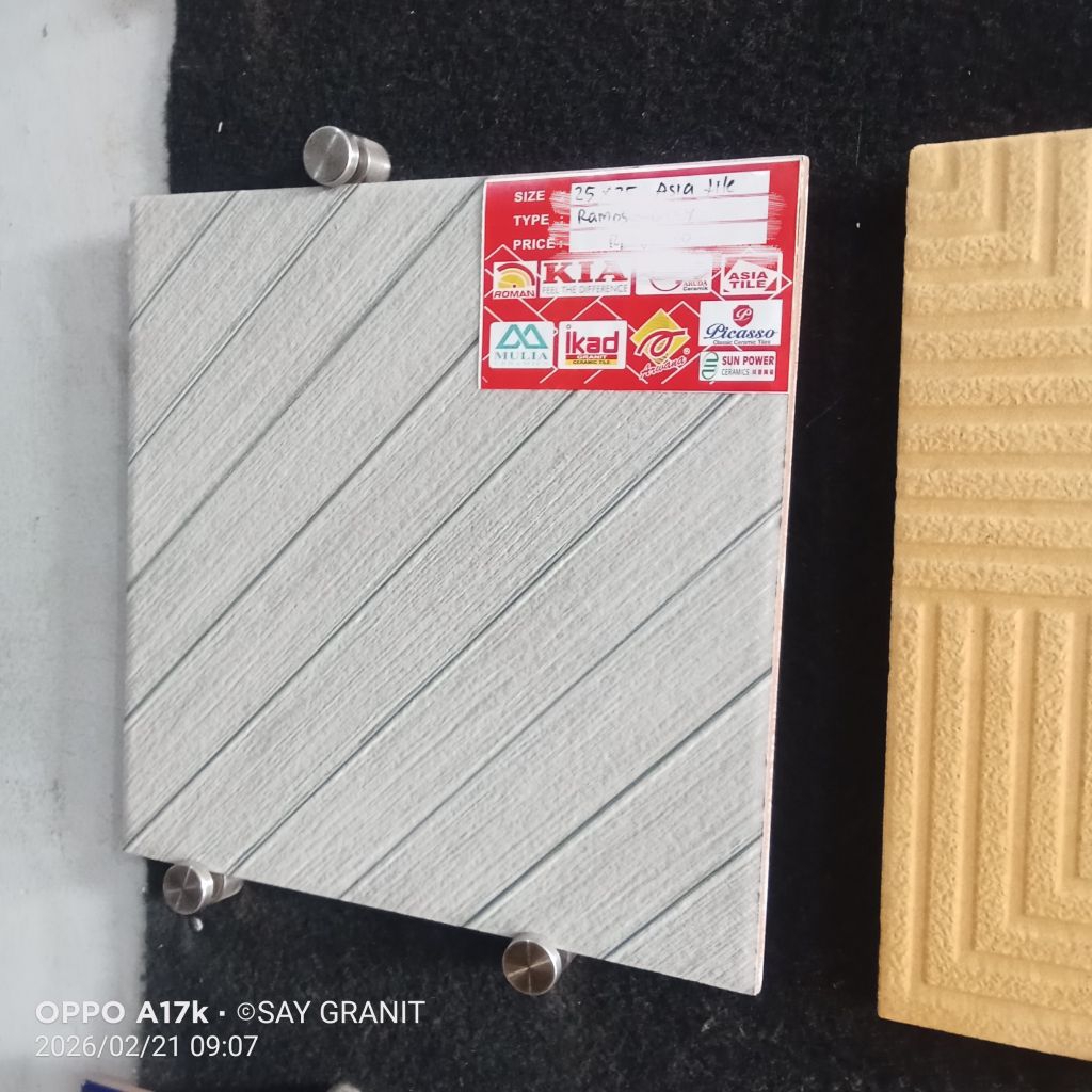 Keramik 25x25 asia tile Ramos grey ltr
