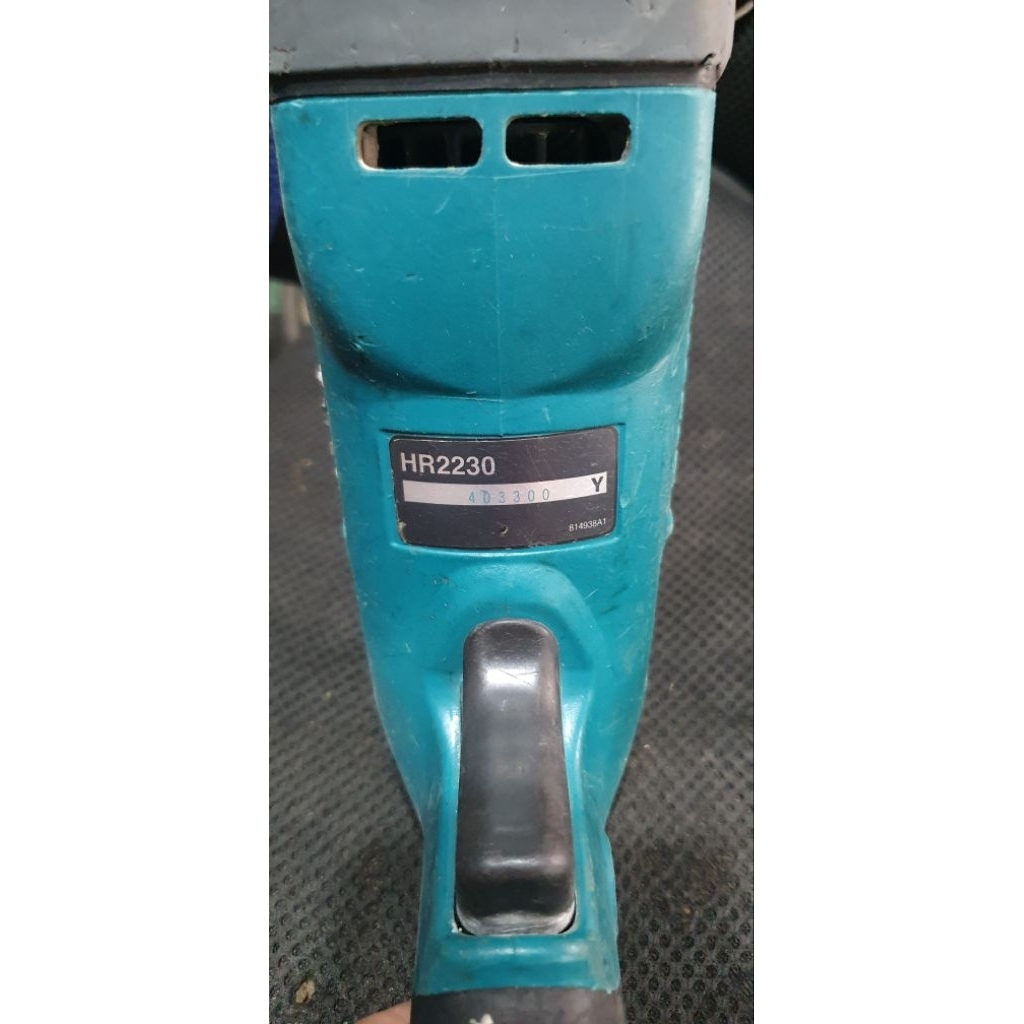 Mesin bor rotary hammer MAKITA HR 2230