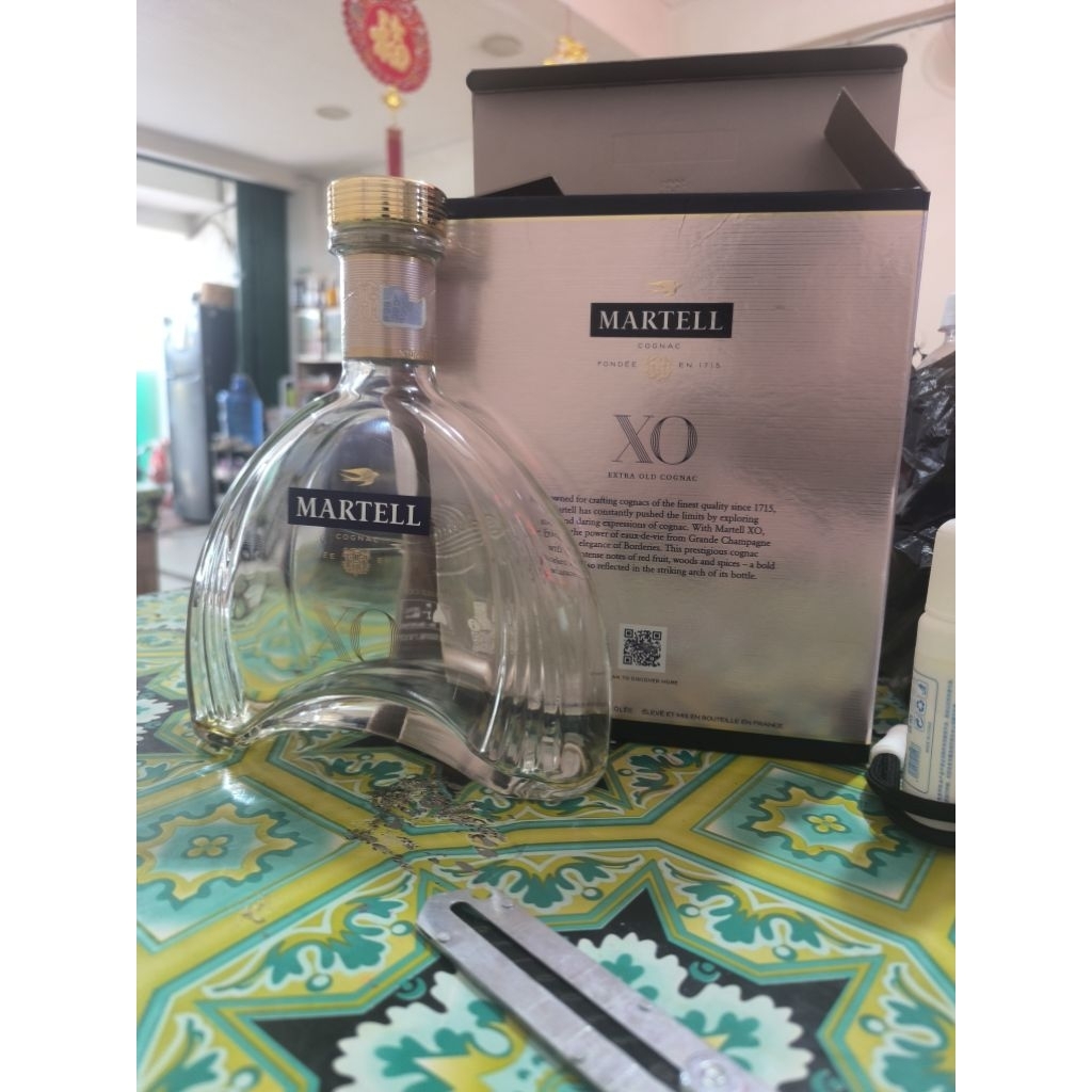 botol bekas minuman keras miras Martell XO botol premium rare pajangan hiasan rumah pajangan prakary