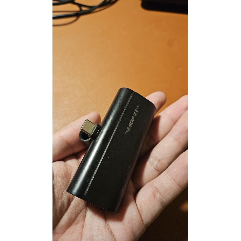Jual bekas powerbank mofit 5000 mah