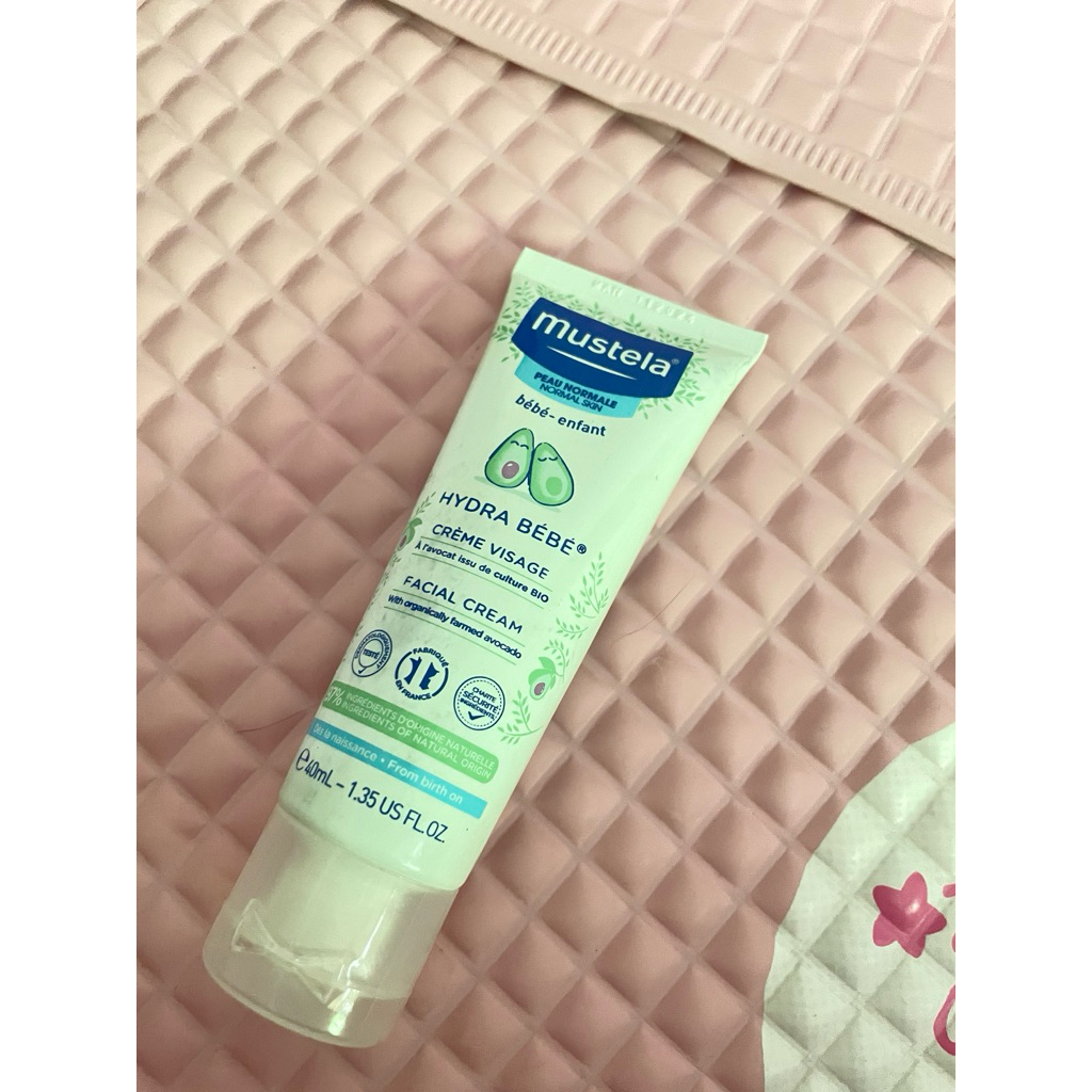 mustela