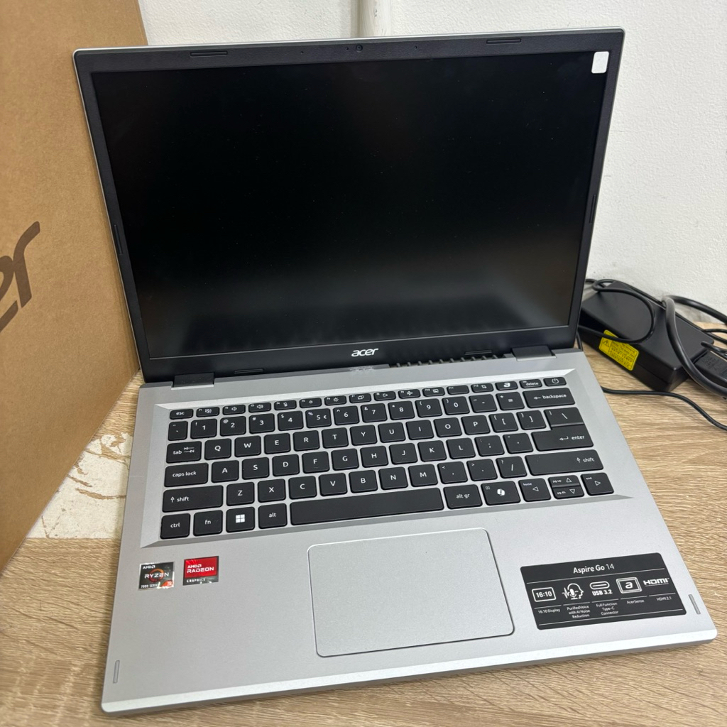 Laptop Acer Aspire Go 14 8/512gb Amd Ryzen 3 7320u Fullset Second Garansi Resmi