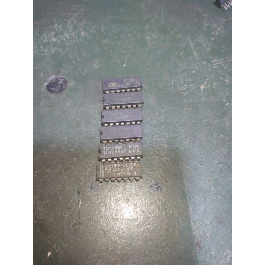 IC TC4066BP HCF4066BE HEF4066BP HCF4066BE ori cabutan