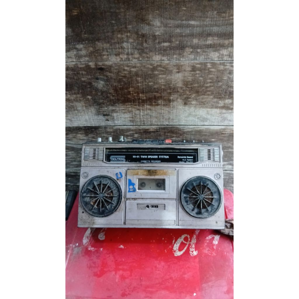 radio bombox polytron 175rb jadul antik kuno lawas vintage display anggap mati
