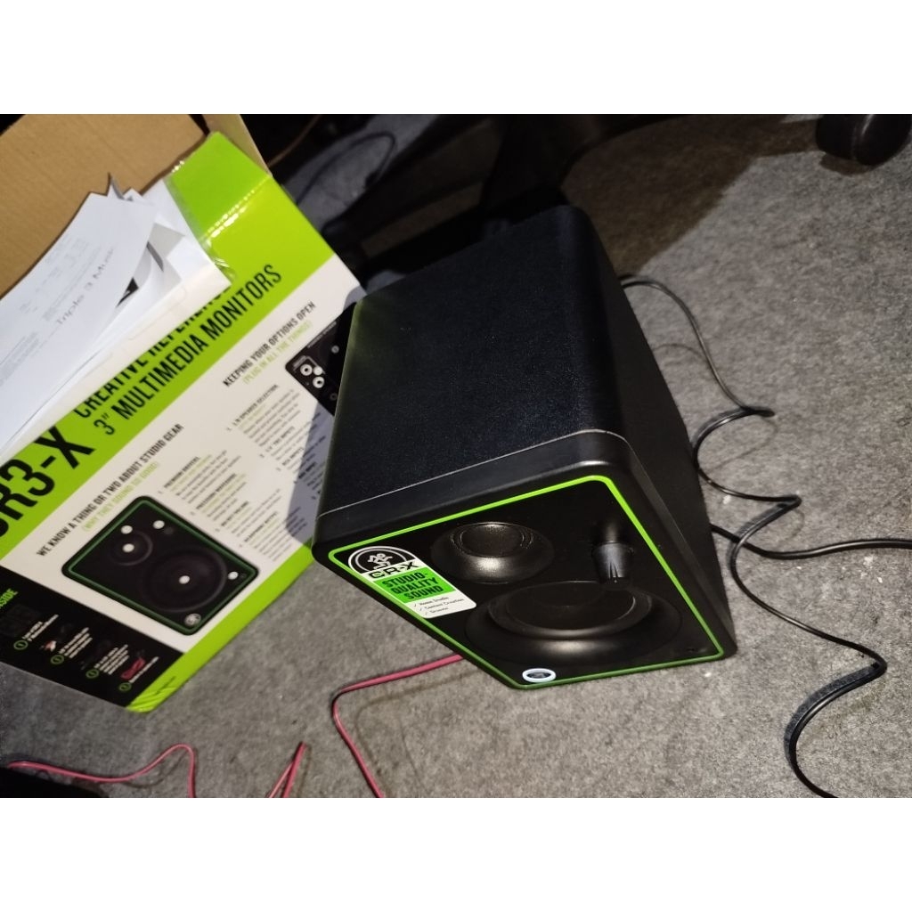 speaker monitor mackie cr3x