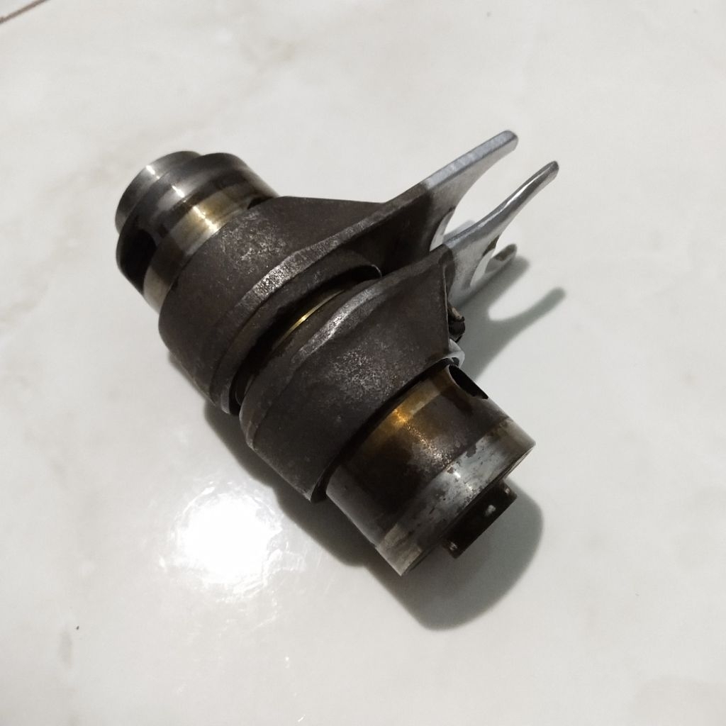 Botol Botolan Rasio Set Capit Udang Penghantar Pemindah Gigi Shift Drum Honda Revo Fit Fi Kww 2430A-