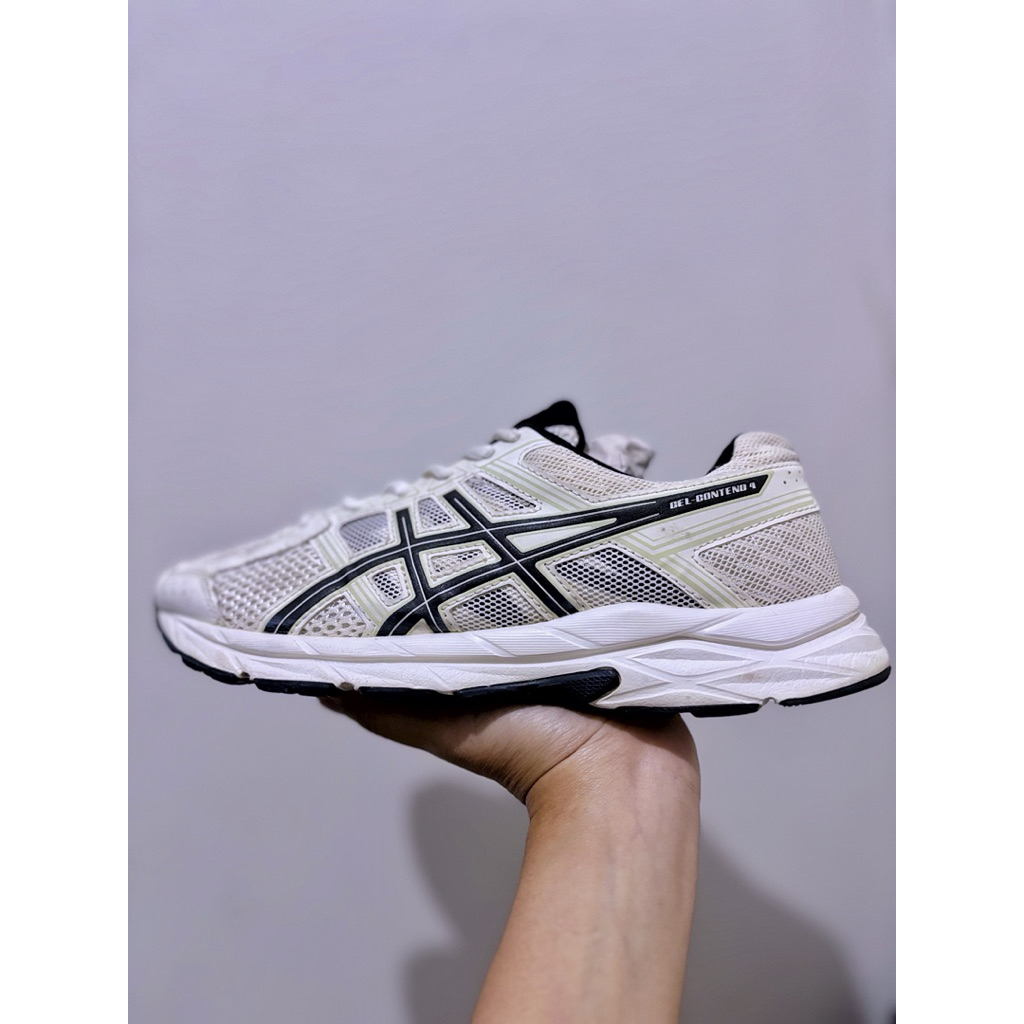 Sepatu Running Asics