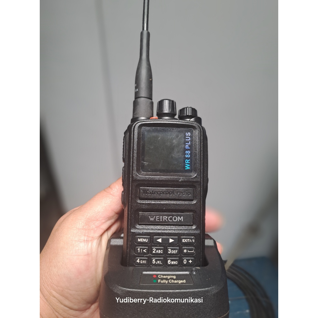 Ht Weircom Wr88 Plus Canggih Walkie Talkie Weircom WR-88Plus Dual Band LCD BLANK