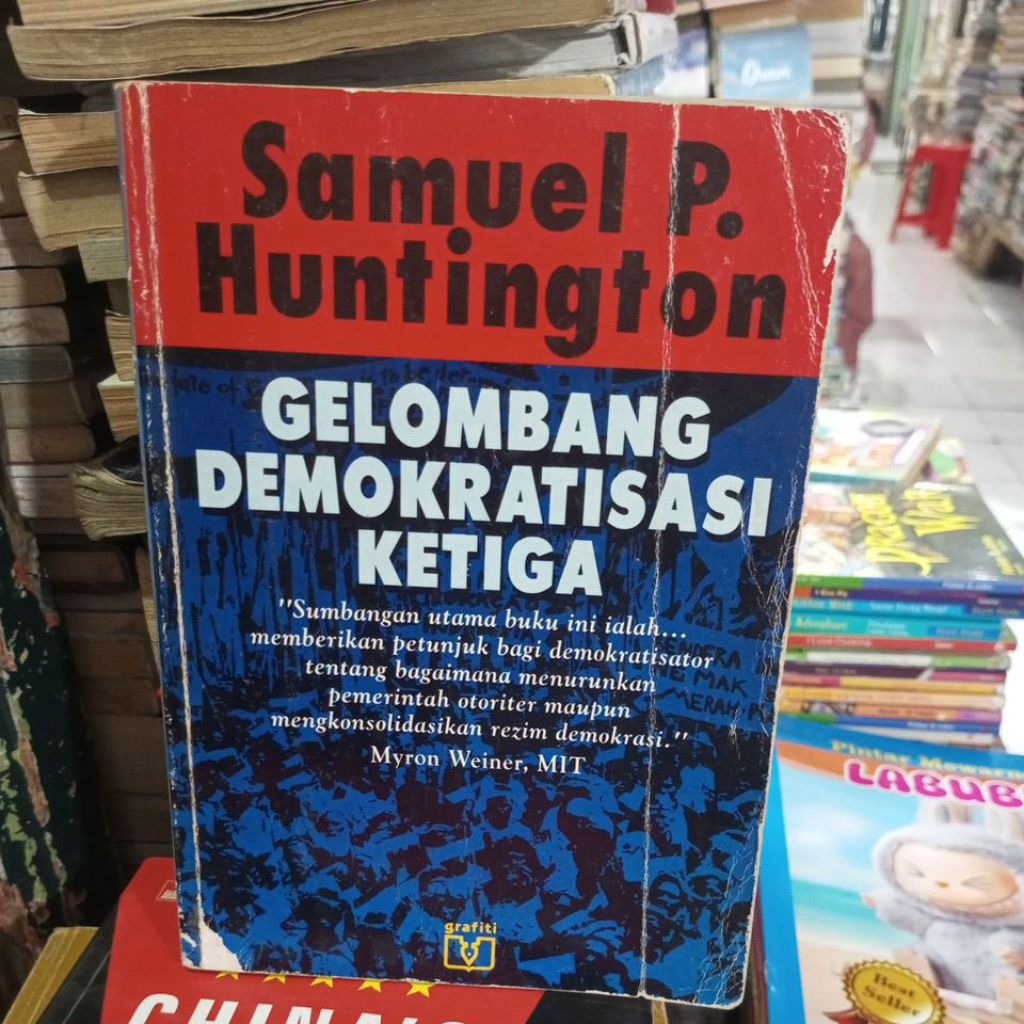 GELOMBANG DEMOKRATISASI KETIGA SAMUEL P.HUNTINGTON