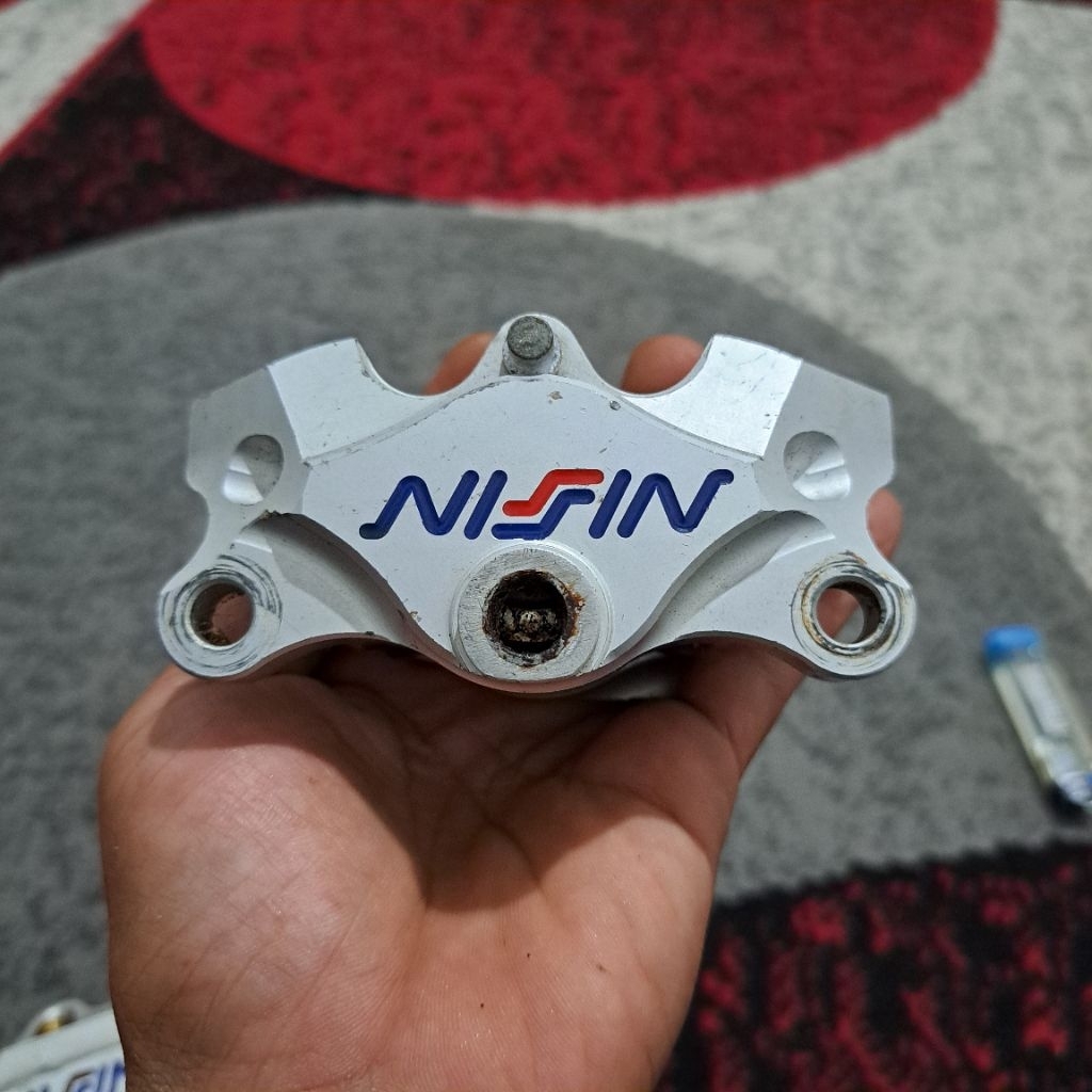 Kaliper Caliper bawah nissin piston 1 second