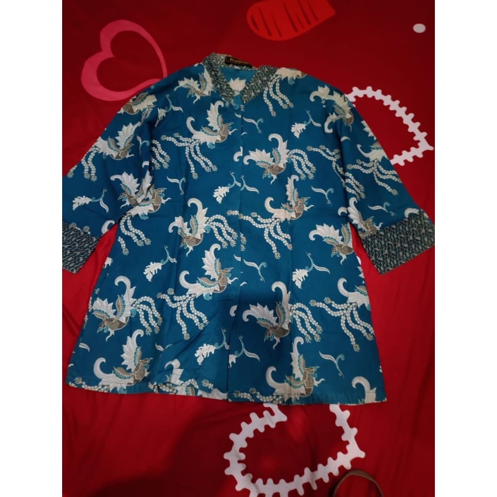 Preloved Baju Batik Wanita Modern