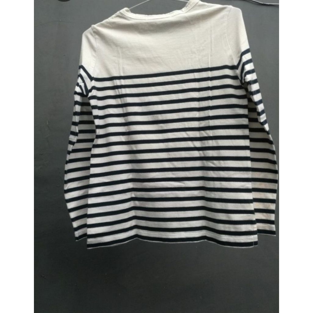 Kaos atasan UNIQLO original