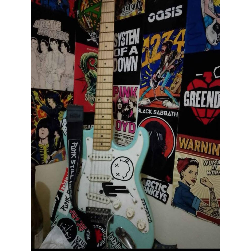 GITAR LISTRIK CUSTOM