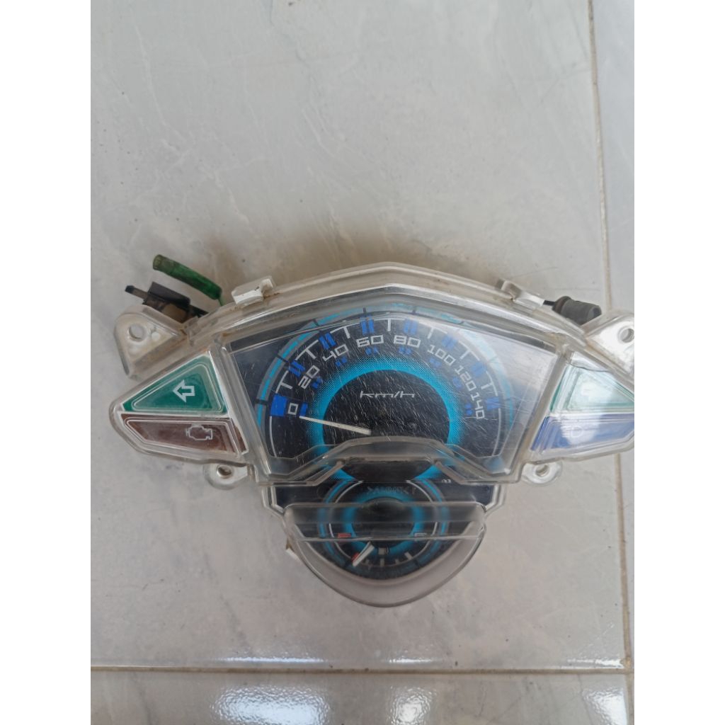 Spidometer Xeon Karbu Copotan Original