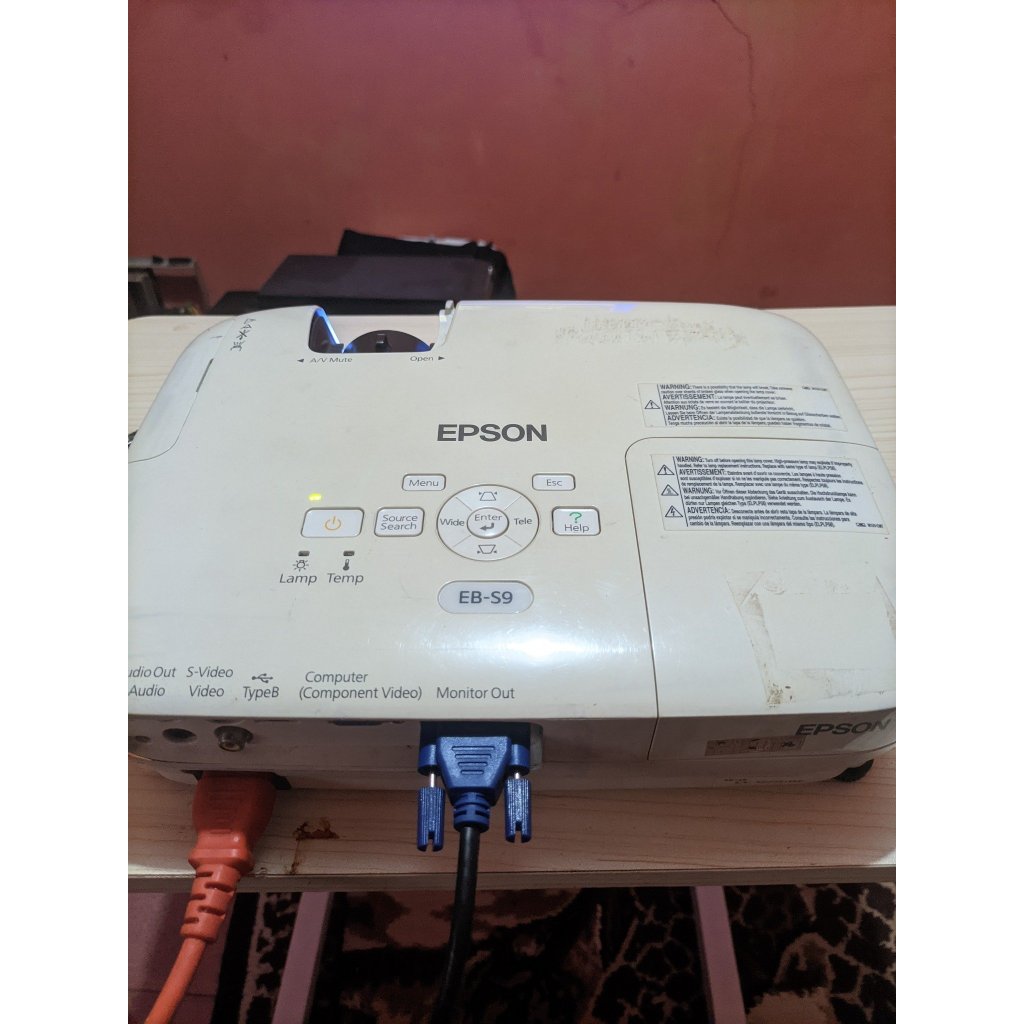 Proyektor Epson Bekas EB-S9 lampu 1229 Jam | Normal & Cerah | Resolusi XGA 1024x768 | Siap Pakai