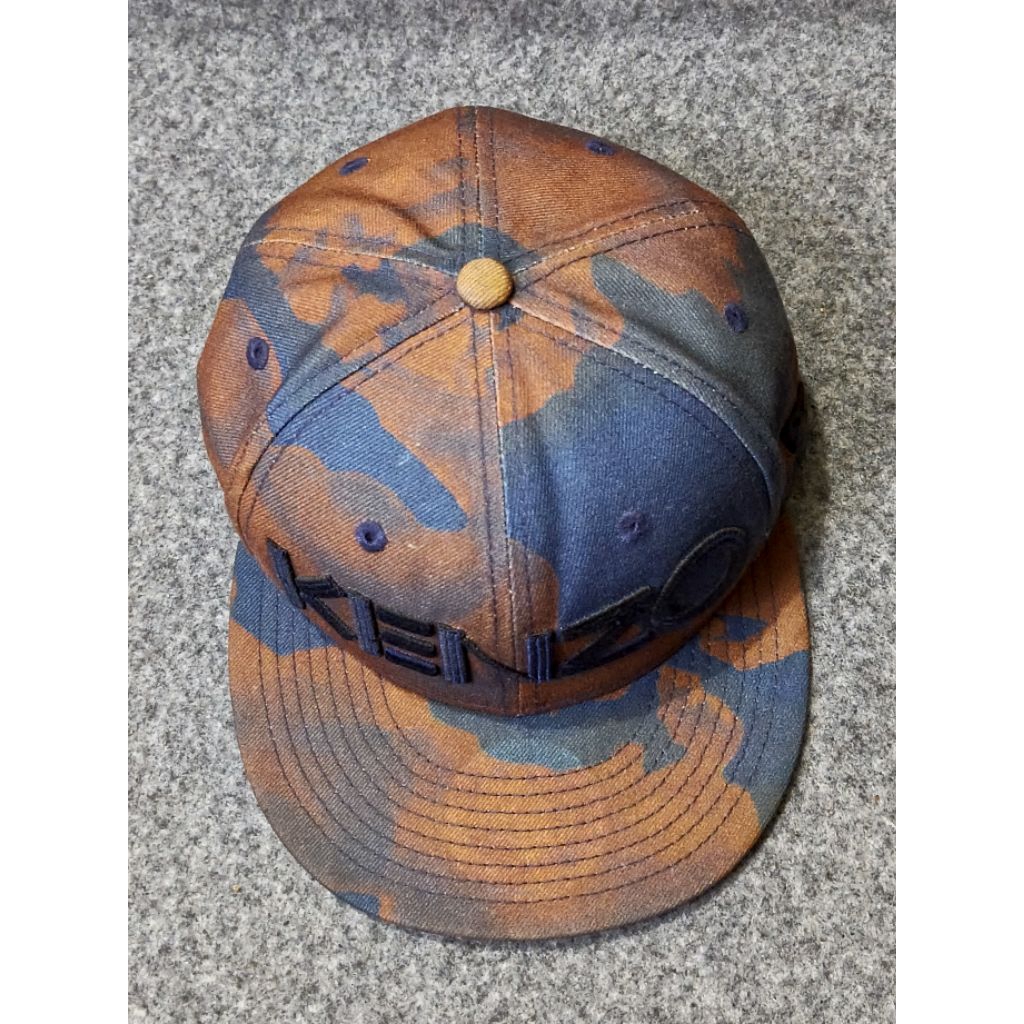 TOPI NEW ERA X KENZO