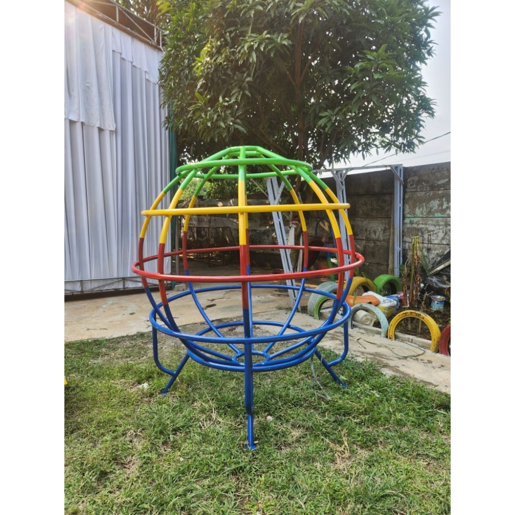 mainan anak bola dunia