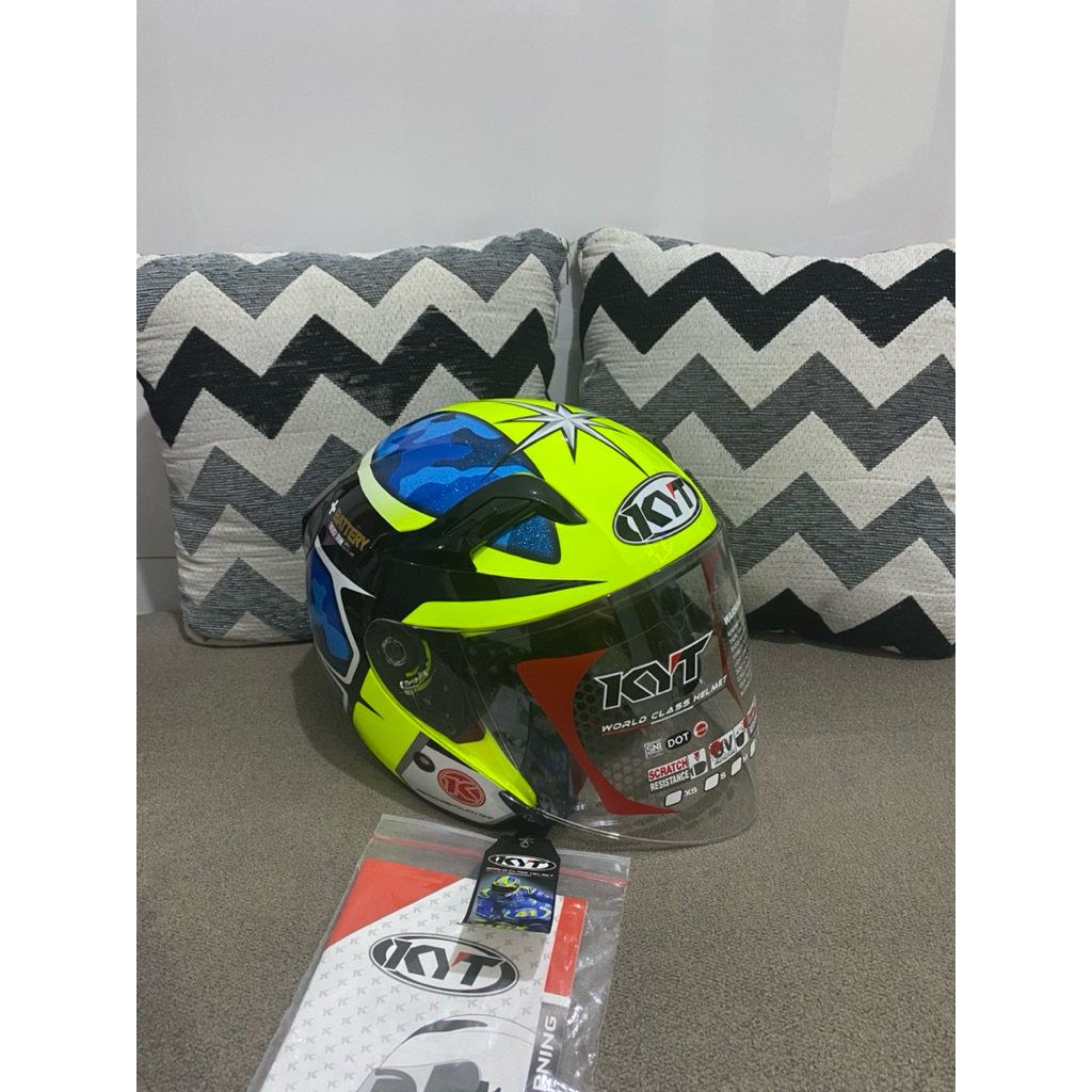 HELM KYT VENOM OPEN ALEIX ESPARGARO STOK TERAKHIR