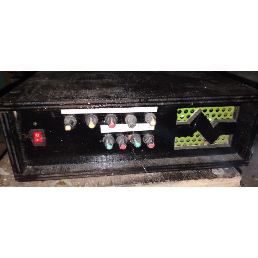 POWER AMPLIFIER miniatur