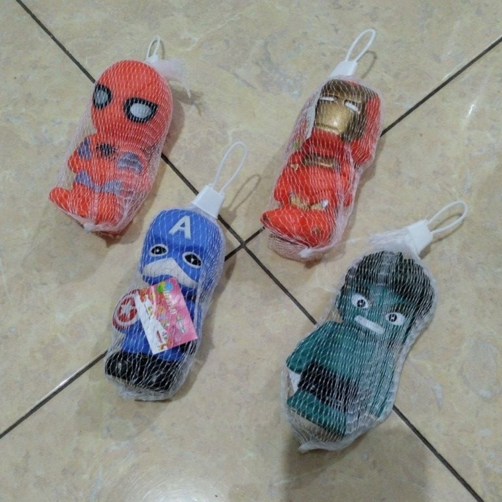 oketoys mainan karet robot avengers figur avengers4 avengers hero model