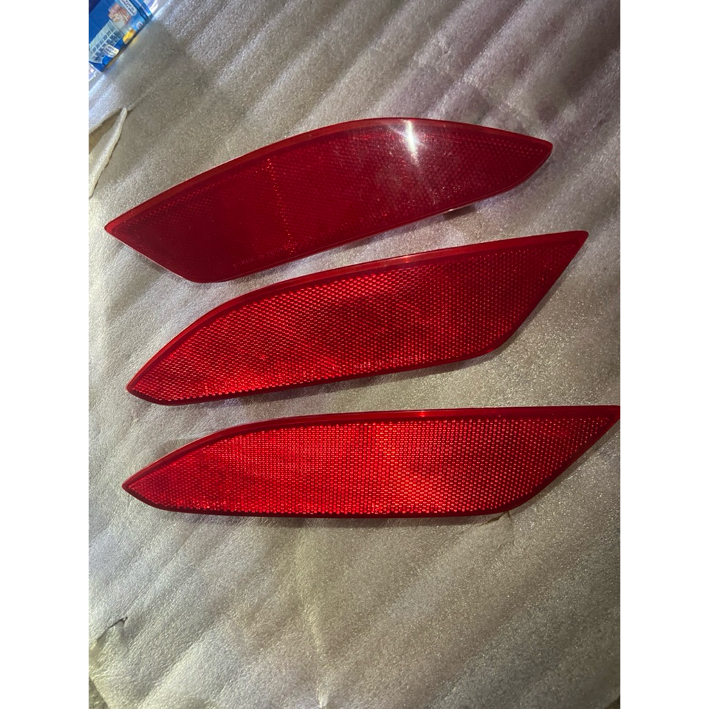 Mata Kucing Bumper Belakang Mobil Honda HRV 2015-2020 Original