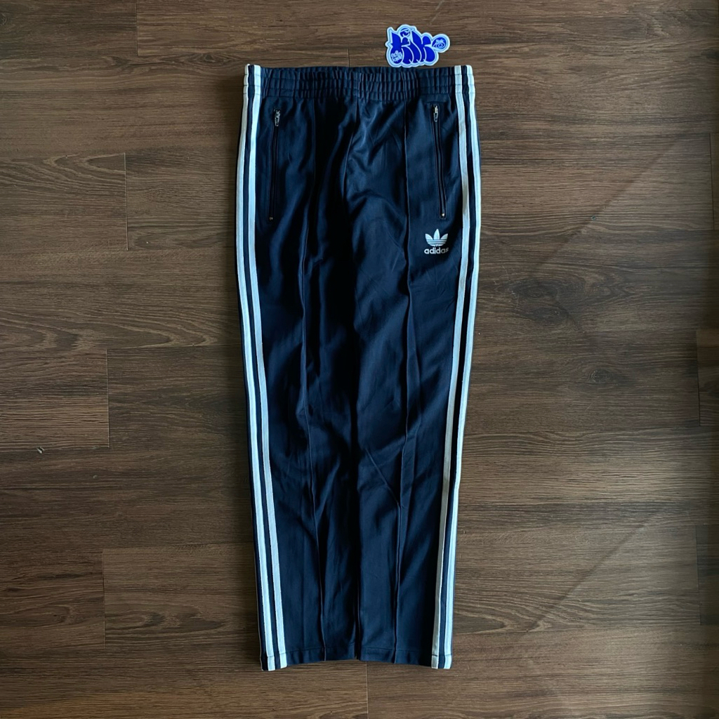 trackpants adidas europe