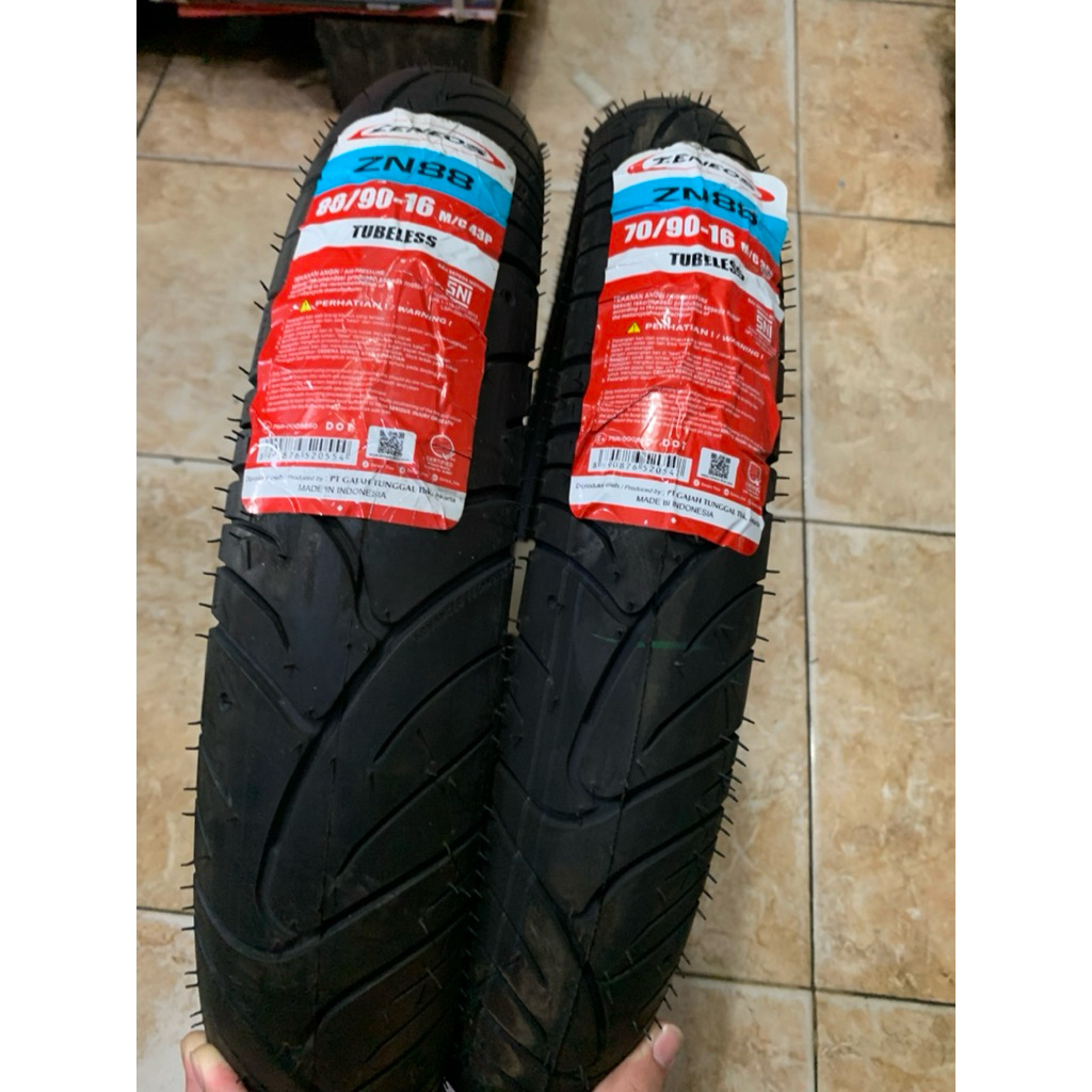 Ban Luar Zeneos Ring 16 ZN 88 Tubeless