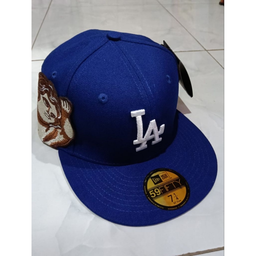 topi import branded premium